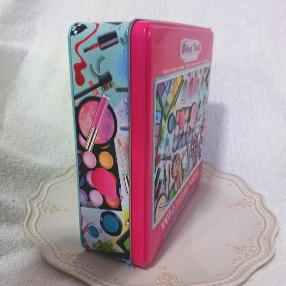 Eurographics Puzzles Makeup Palette 1000 Piece Jigsaw Puzzle - Picture 4 of 6